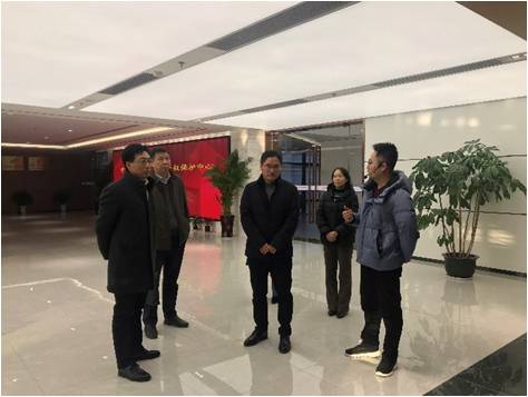 Lu Zhonghua, deputy head of Tongzhou District, and his party investigate Nantong intellectual property protection center